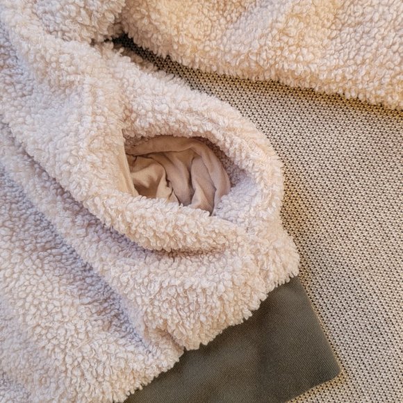 Fabletics Dream Polar Fleece Pullover - Picture 4 of 7